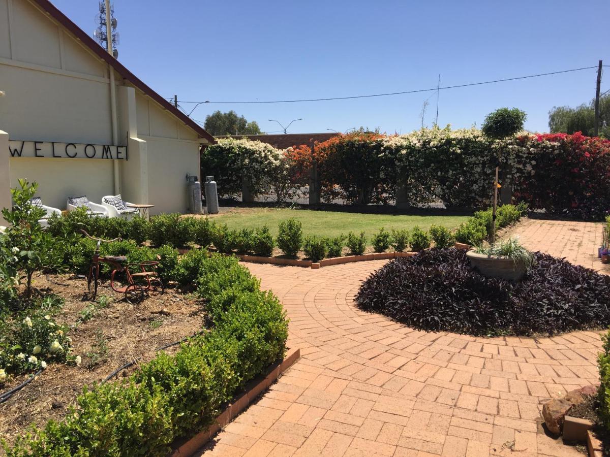 Club Boutique Hotel Cunnamulla Ngoại thất bức ảnh
